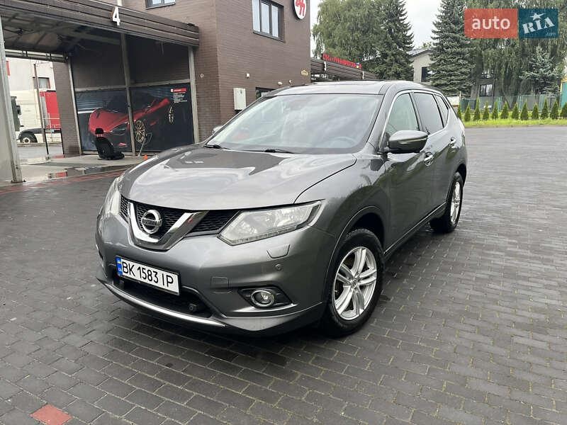 Nissan X-Trail 2015