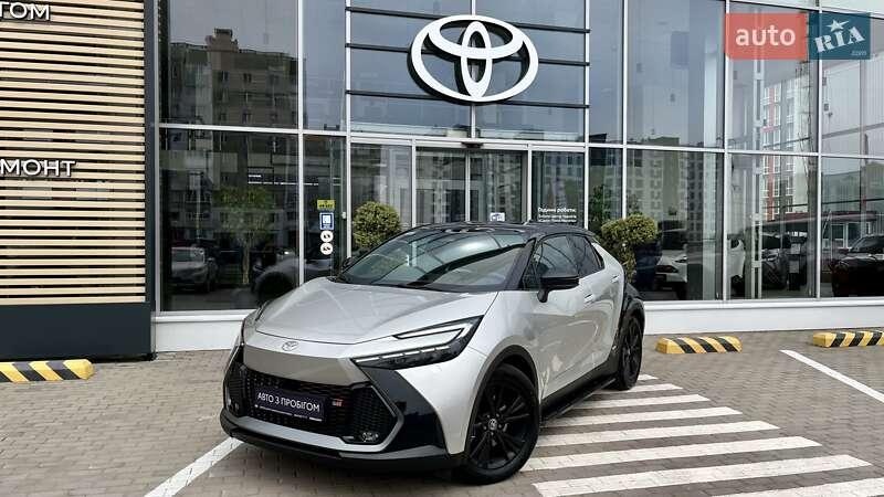 Toyota C-HR 2023