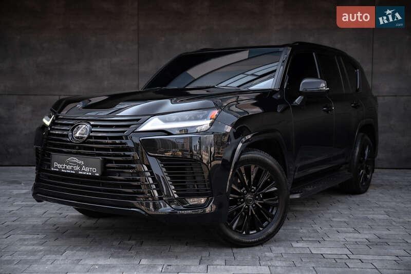 Lexus LX 2022