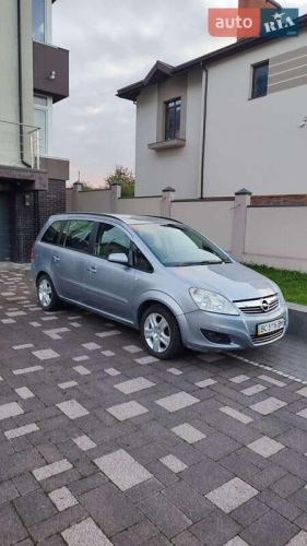 Opel Zafira 2008