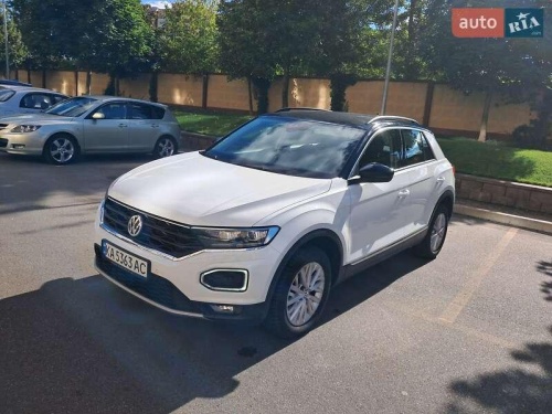 Volkswagen T-Roc 2019