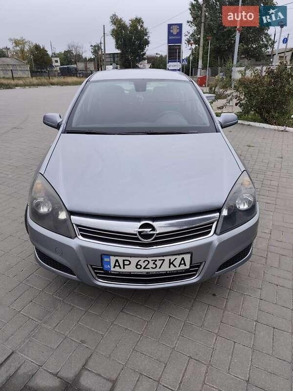 Opel Astra 2008