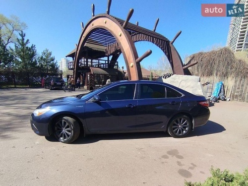 Toyota Camry 2015
