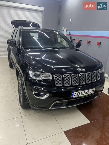 Jeep Grand Cherokee 2016