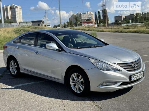 Hyundai Sonata 2012