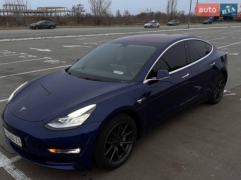Tesla Model 3 2018