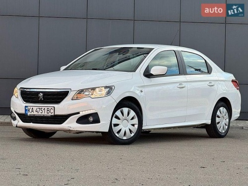 Peugeot 301 2021
