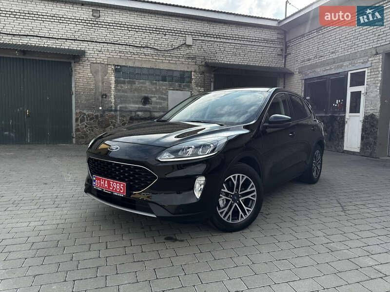 Ford Kuga 2021