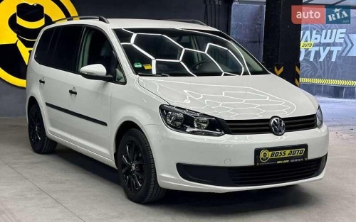 Volkswagen Touran 2012