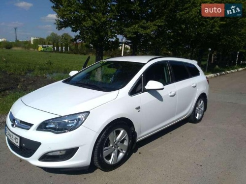 Opel Astra 2014