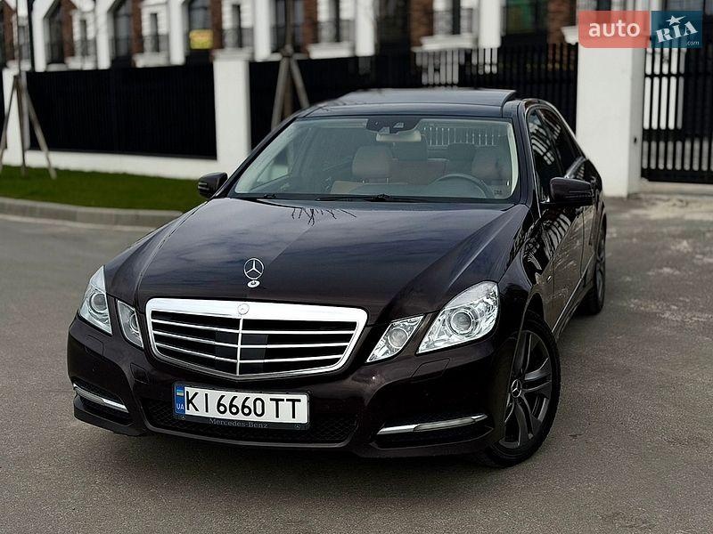 Mercedes-Benz E-Class 2011