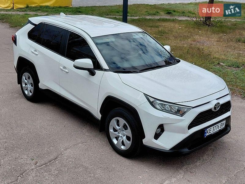 Toyota RAV4 2021