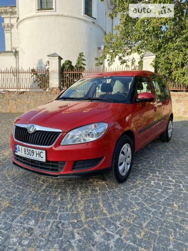 Skoda Roomster 2012