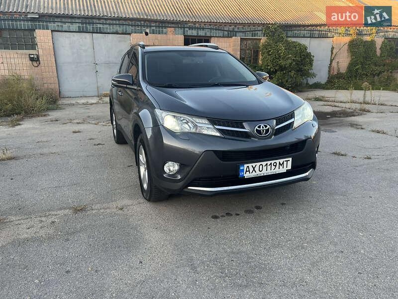 Toyota RAV4 2014