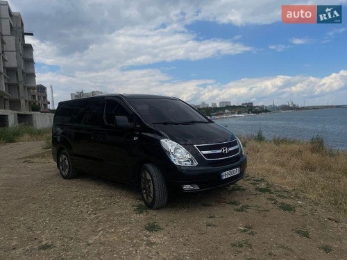 Hyundai Grand Starex 2013