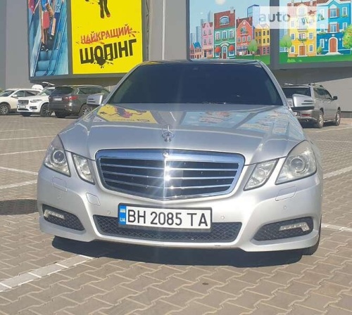 Mercedes-Benz E-Class 2010