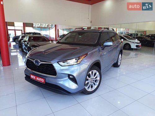 Toyota Highlander 2020