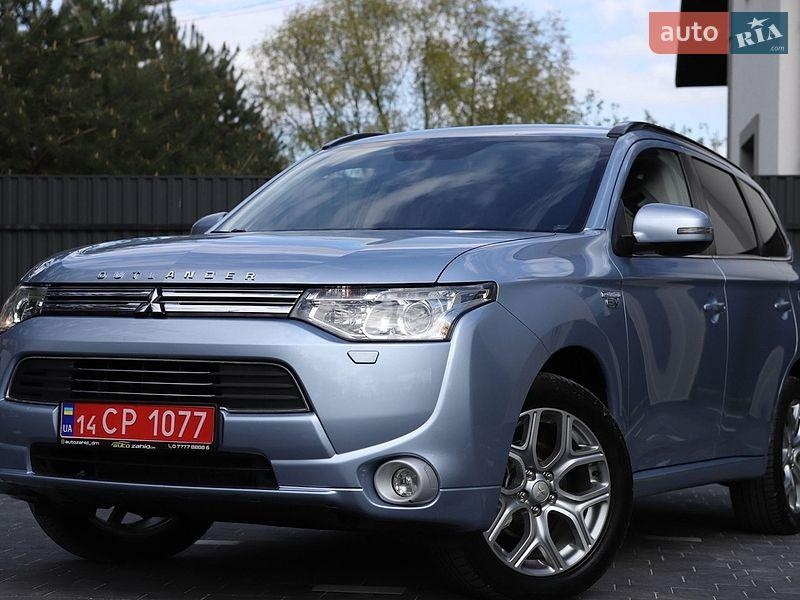 Mitsubishi Outlander 2014