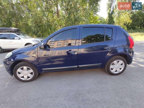 Dacia Sandero 2010