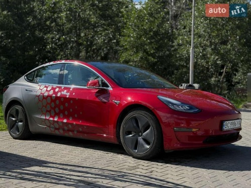 Tesla Model 3 2018