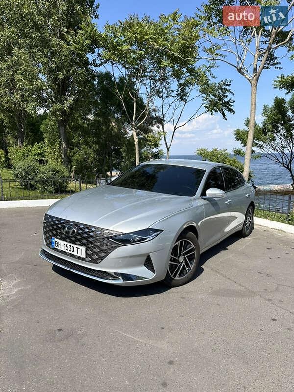 Hyundai Grandeur 2020