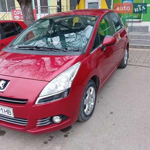 Peugeot 5008 2011