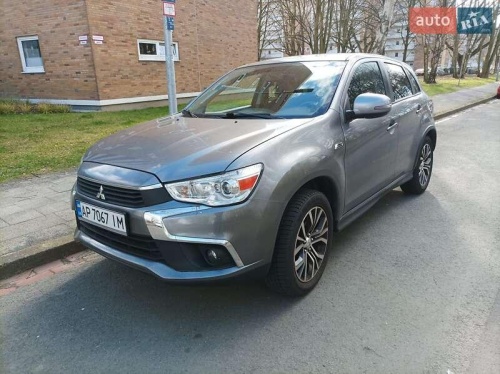 Mitsubishi Outlander Sport 2019