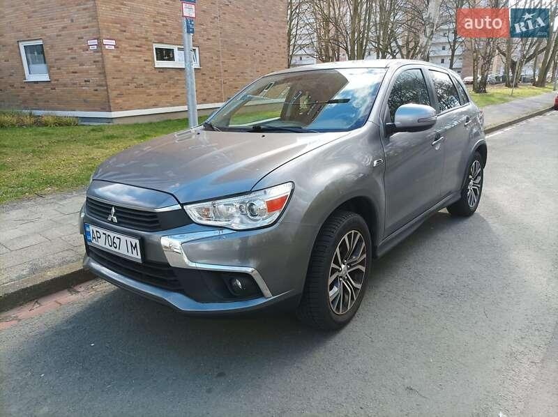 Mitsubishi Outlander Sport 2019
