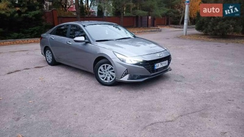 Hyundai Elantra 2021