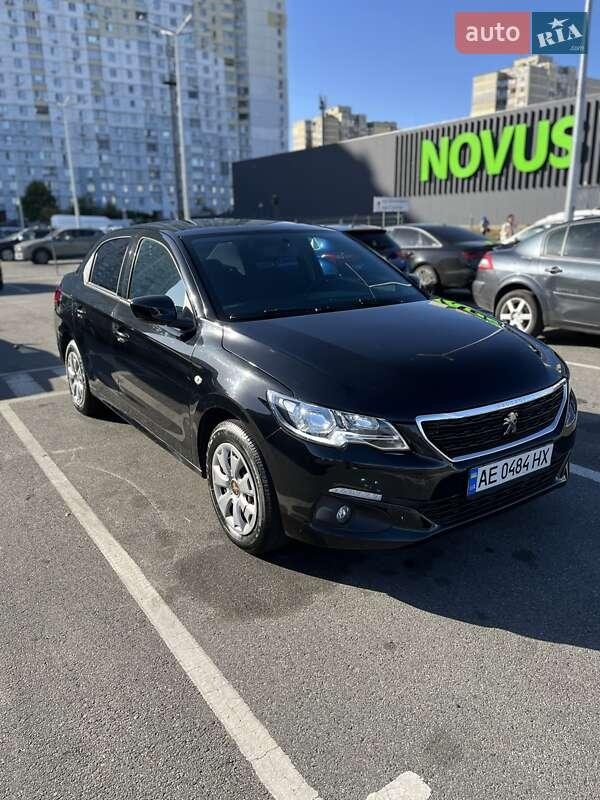 Peugeot 301 2019