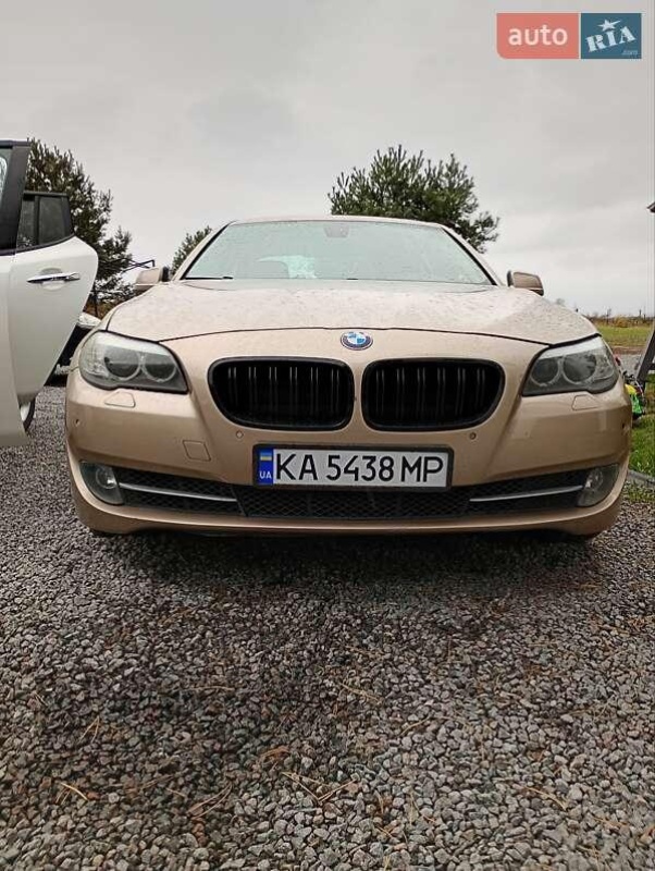 BMW 5 Series 2011