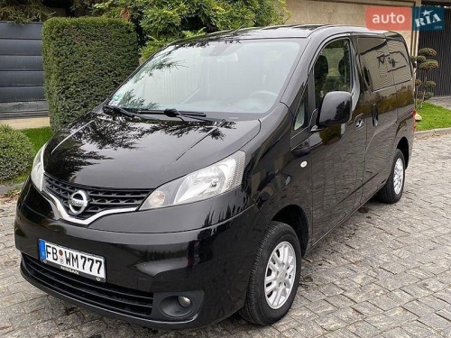 Nissan NV200 2015