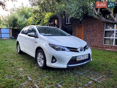 Toyota Auris 2014