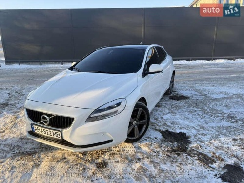 Volvo V40 2016