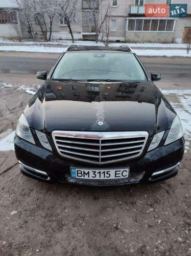 Mercedes-Benz E-Class 2011