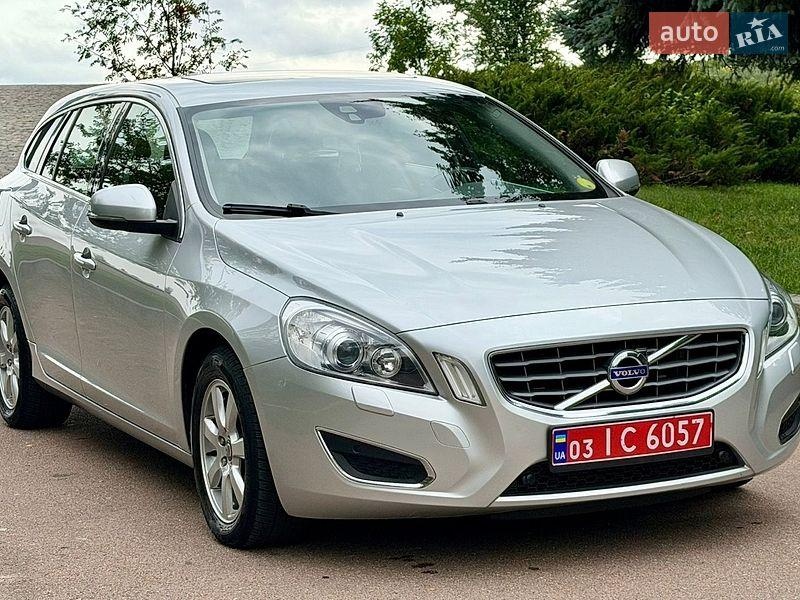 Volvo V60 2011
