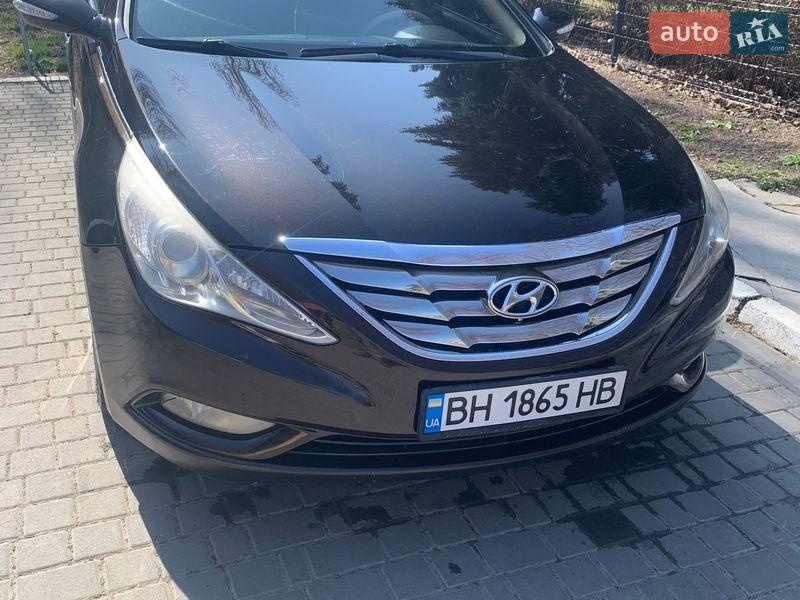 Hyundai Sonata 2010
