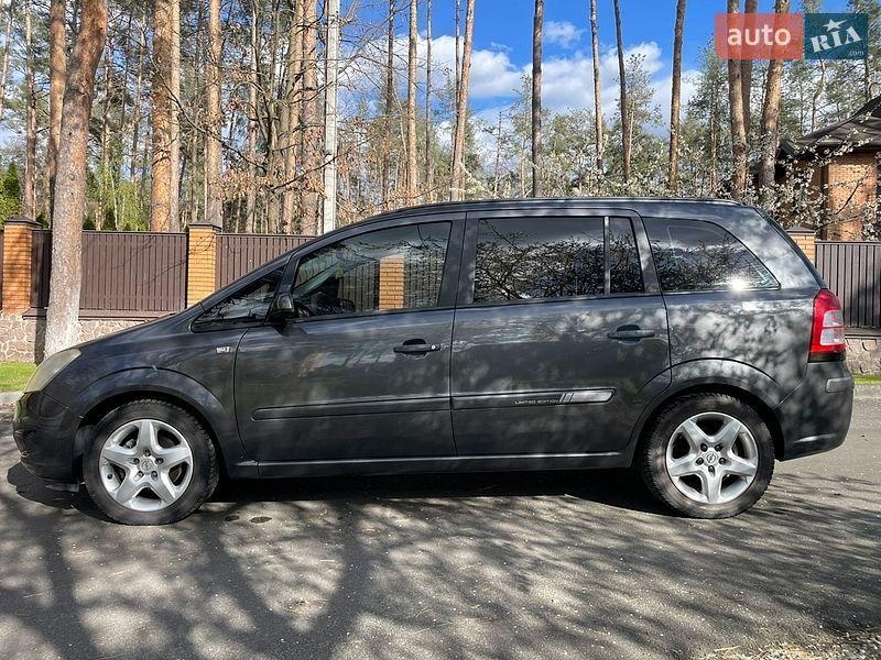 Opel Zafira 2008