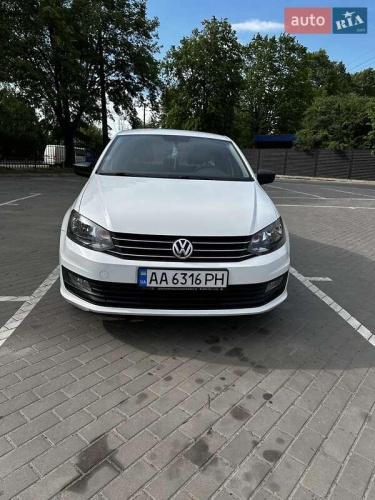 Volkswagen Polo 2016
