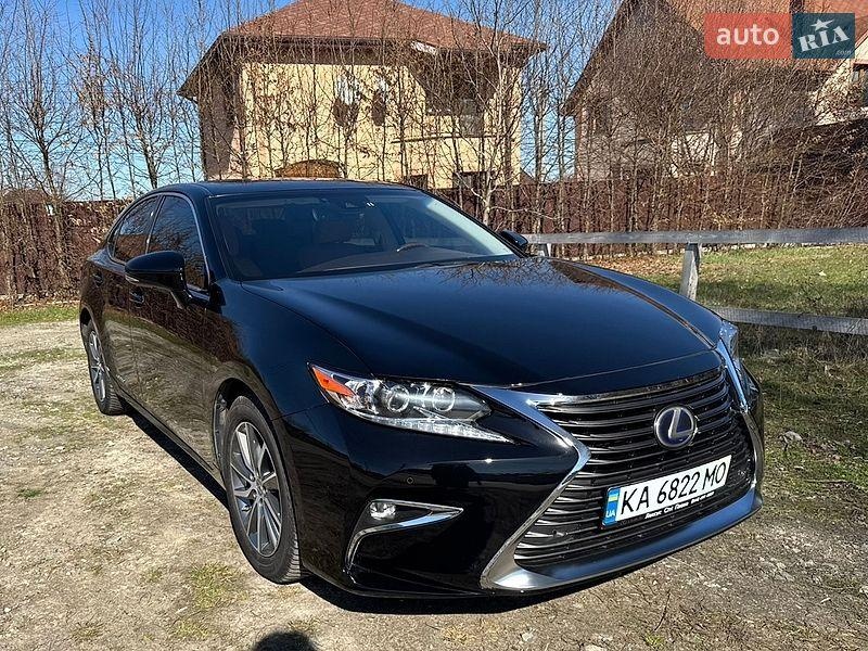 Lexus ES 2017