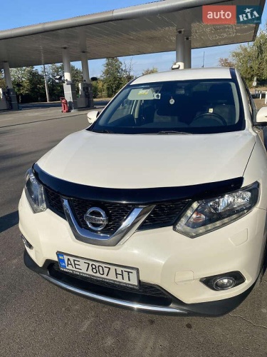 Nissan X-Trail 2016