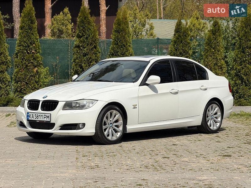 BMW 3 Series 2011