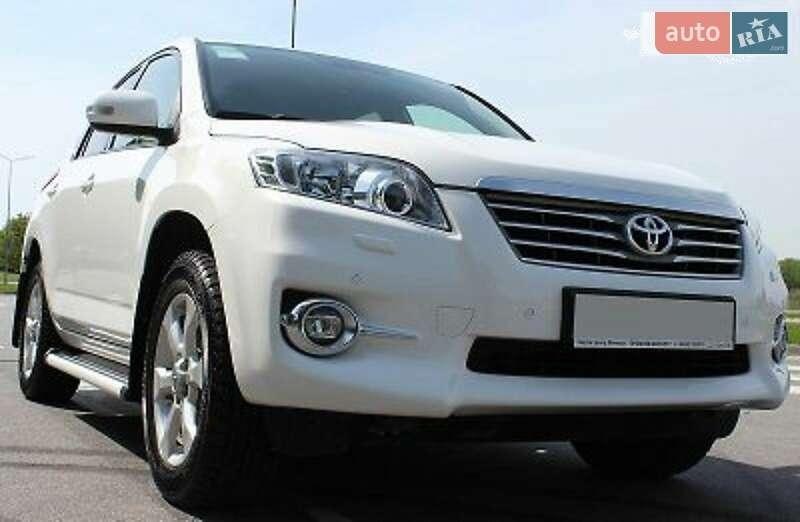 Toyota RAV4 2010