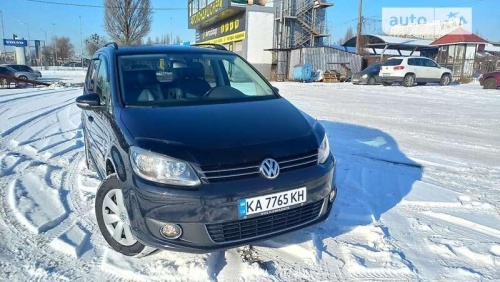 Volkswagen Touran 2011