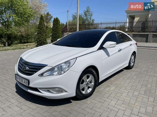 Hyundai Sonata 2013