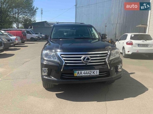 Lexus LX 2012