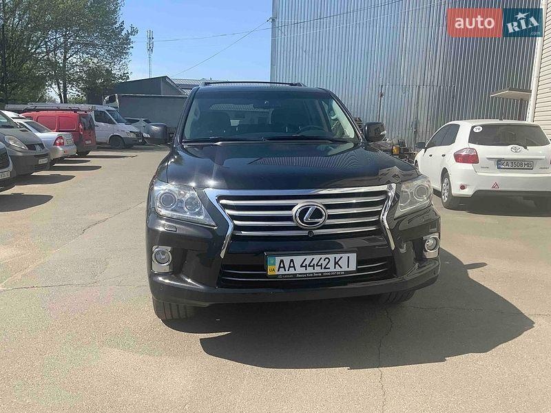 Lexus LX 2012