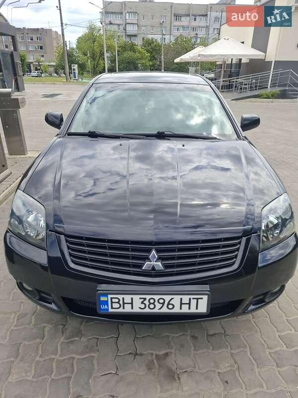 Mitsubishi Galant 2009