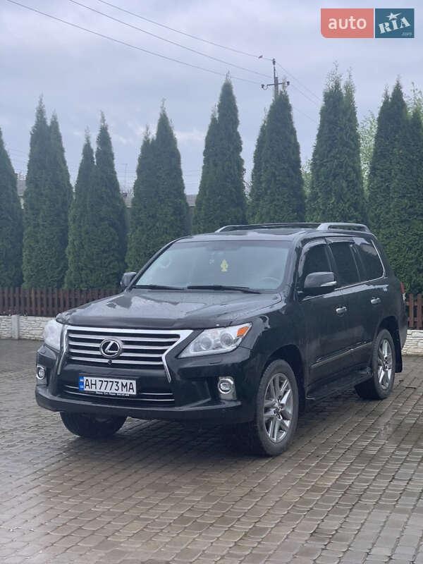 Lexus LX 2014