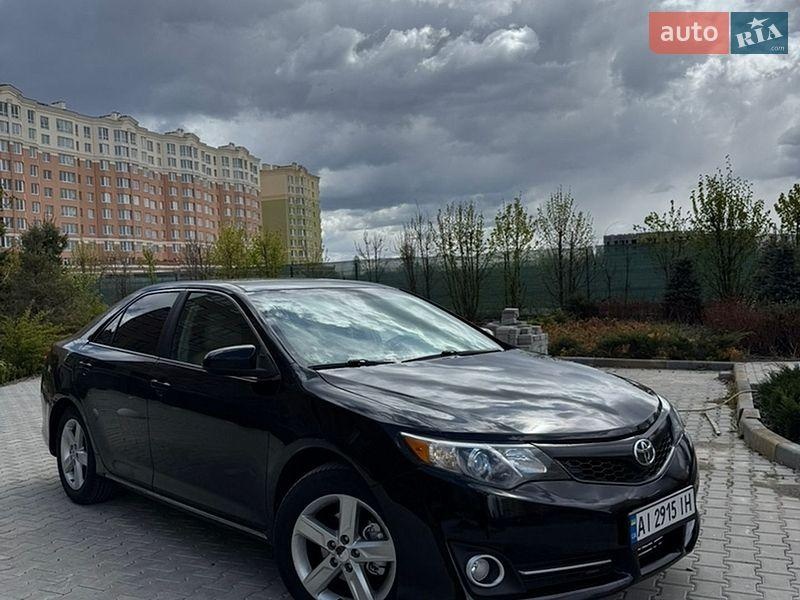 Toyota Camry 2012